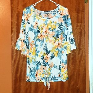 FLORAL SUMMER BLOUSE